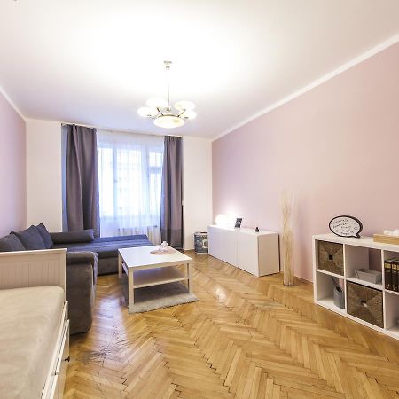 Modern Central Apartment Dlouha Prague Luaran gambar