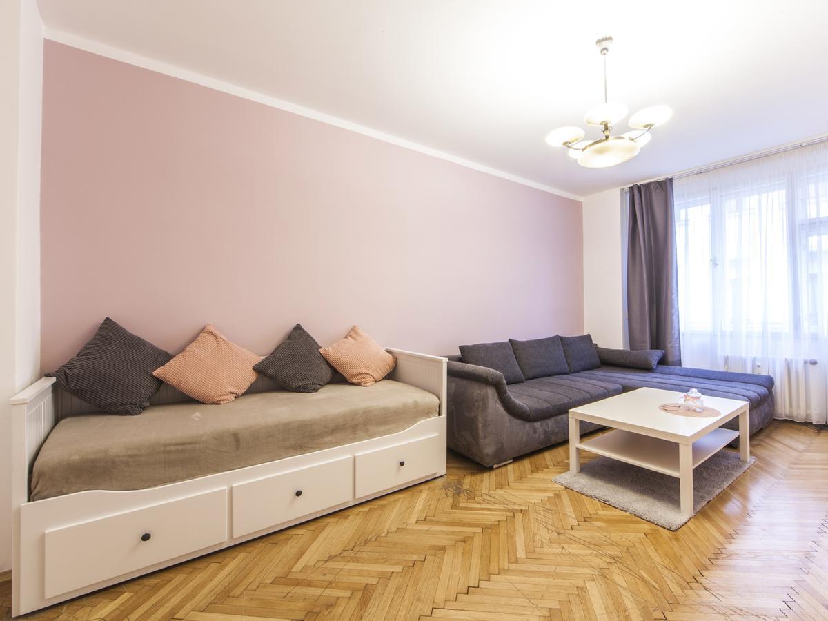 Modern Central Apartment Dlouha Prague Luaran gambar
